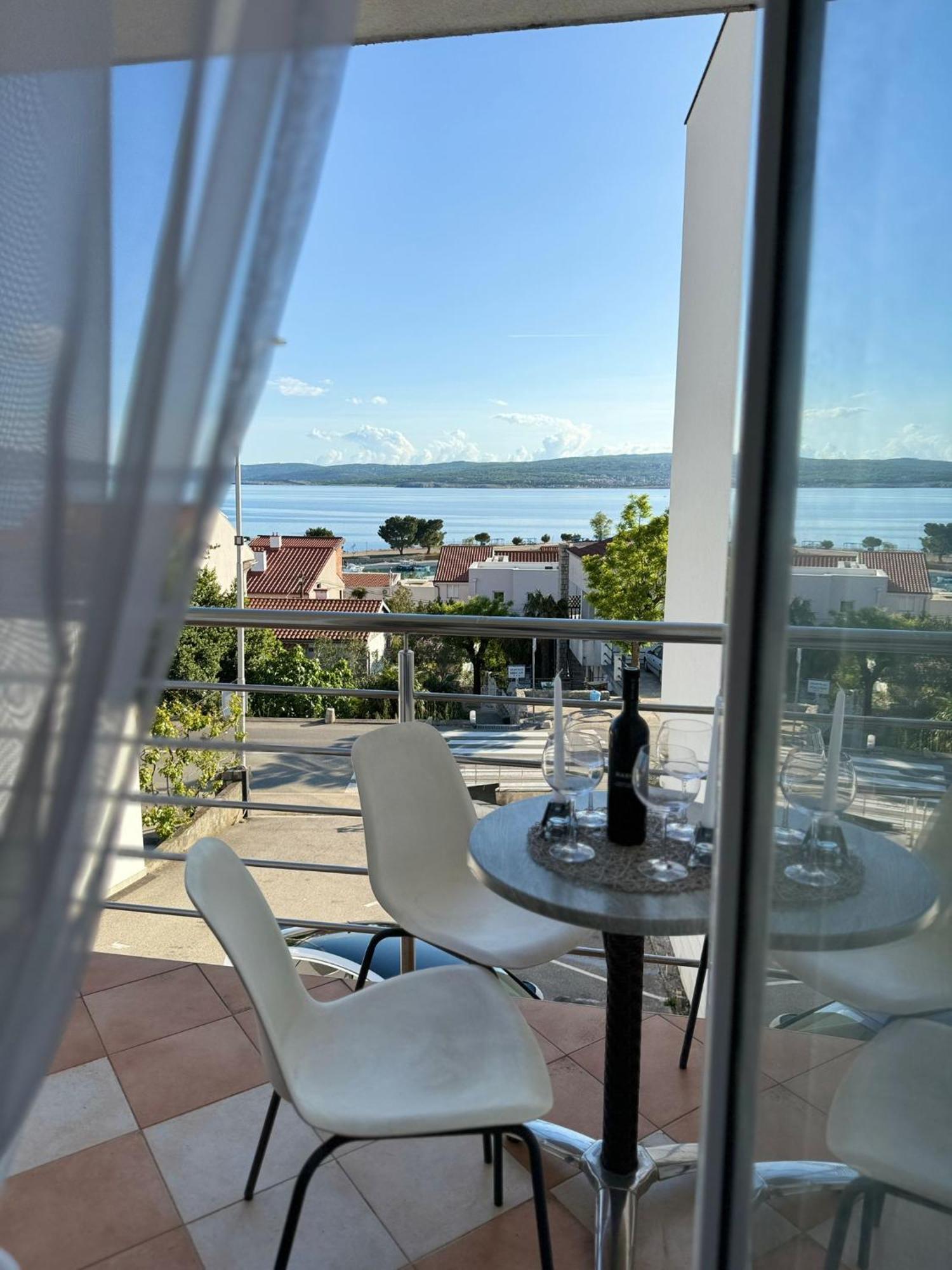 Villa Domgjoni Crikvenica Exteriör bild